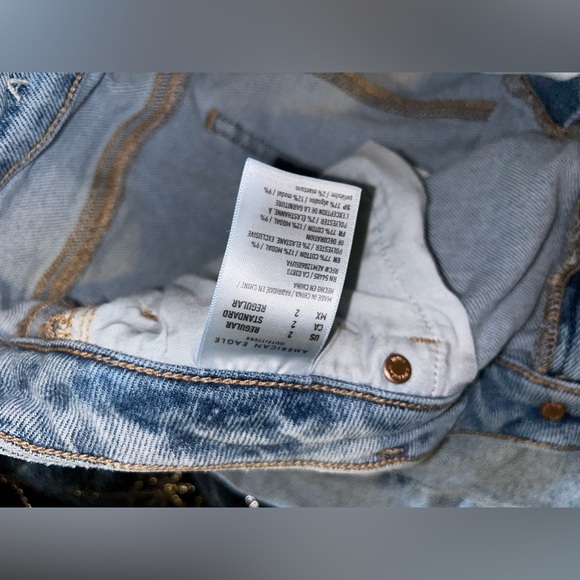 AE ripped mom jeans - Picture 2 of 4